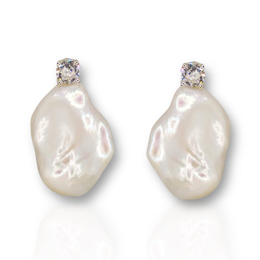 Gleaming Baroque Pearl Silver Earrings