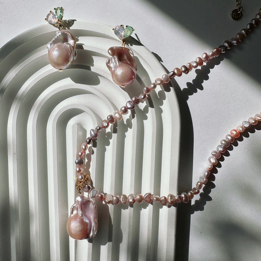 Large Pink Baroque Pearl Pendant Necklace