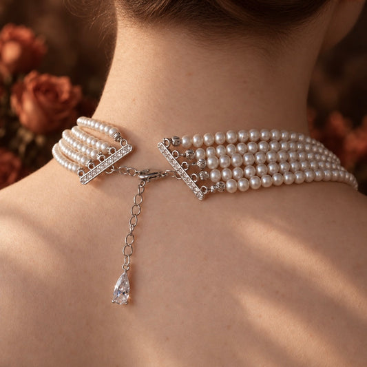 The Interlace Pearl Necklace