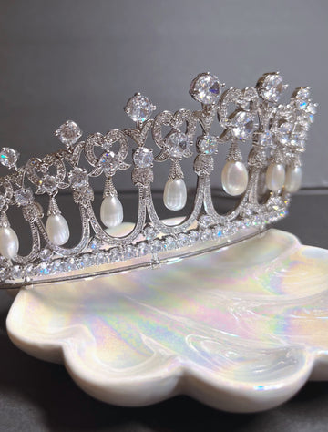 Coeur de Perle Pearl Tiara