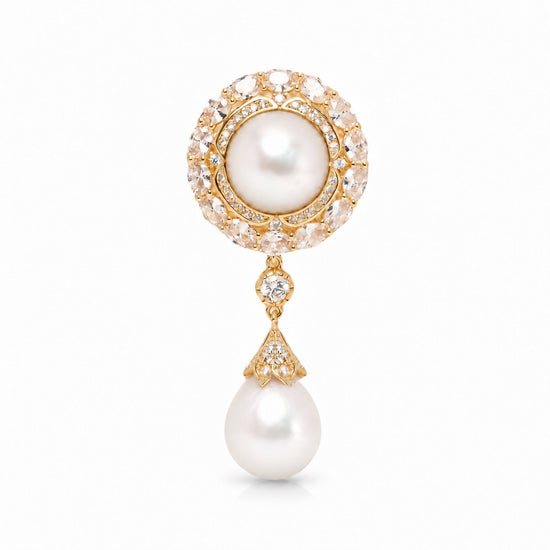 Fleur De Lumière Pearl Drop Brooch by NINEMOO – product image