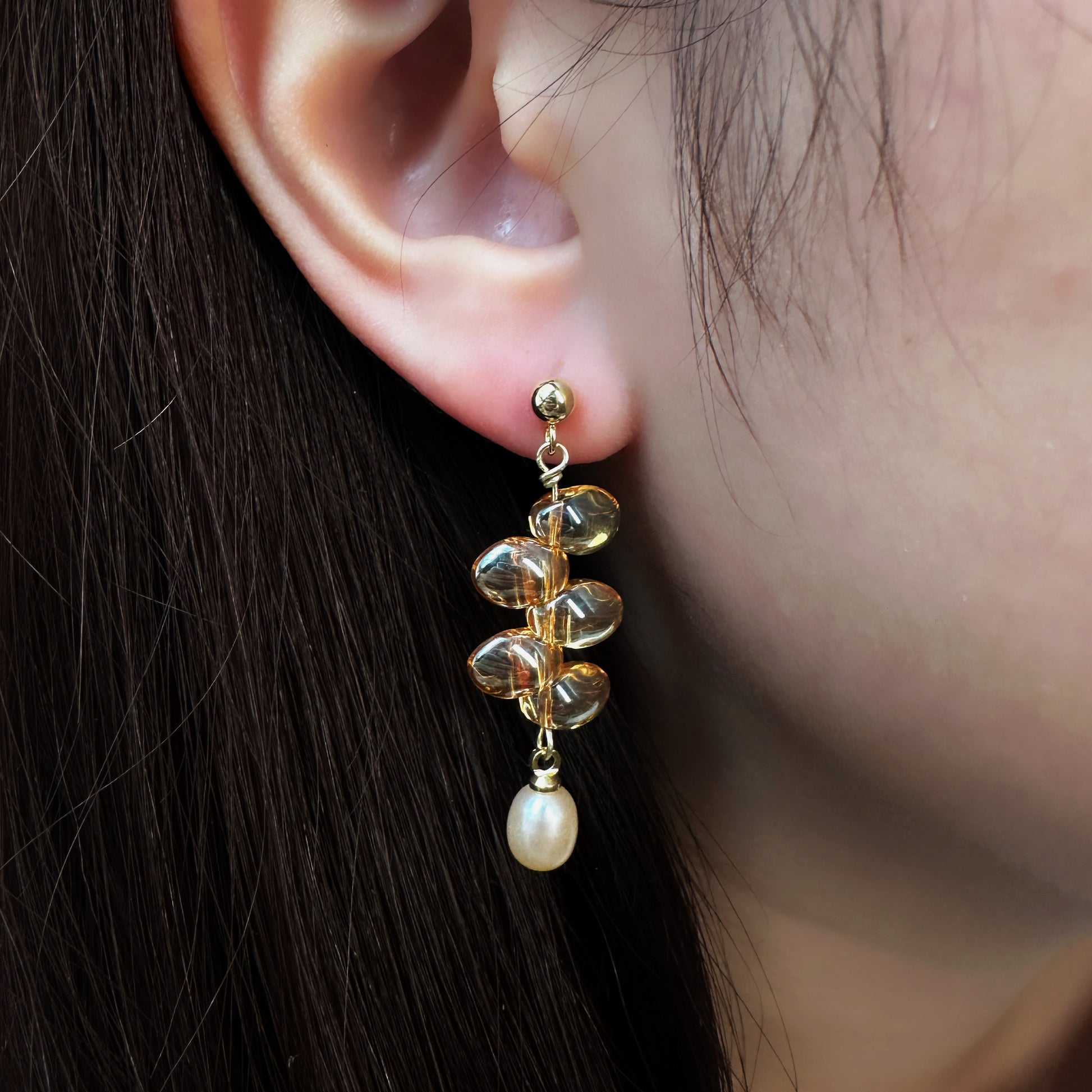 Heartfelt Pearl String Earrings, Ninemoo