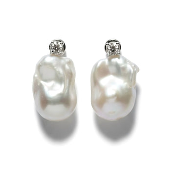 Gleaming Baroque Pearl Silver Earrings