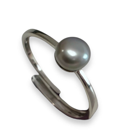 Refined Grey Pearl Ring