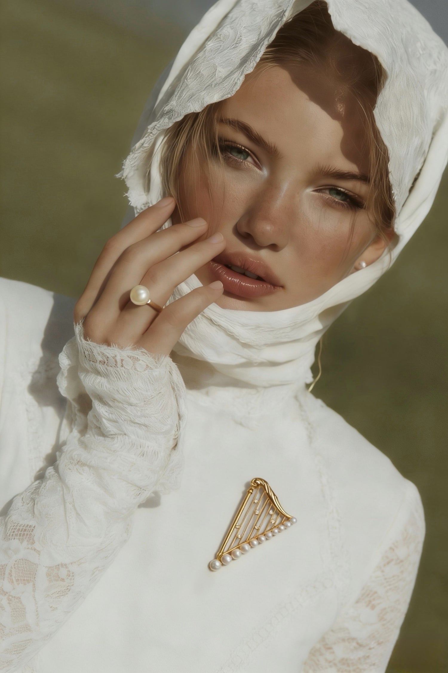 The Art of the Brooch