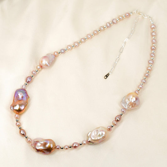 Princess Aura Pearl Necklace