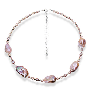 Princess Aura Pearl Necklace