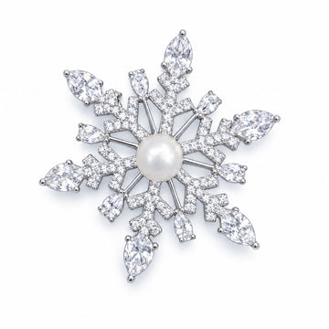 Fleur de Givre Pearl Brooch Pendant by NINEMOO – product image
