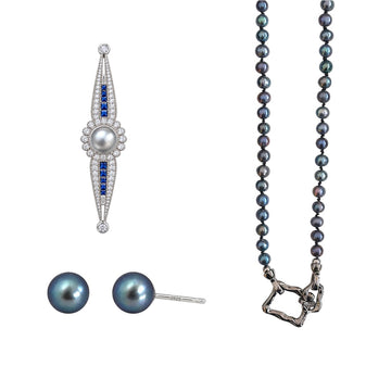 Nacre Christmas gift box: pearl necklace, Ligne brooch and dark pearl studs on white