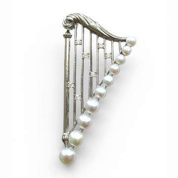 Harp of Lumière Pearl Brooch by NINEMOO – product view 8