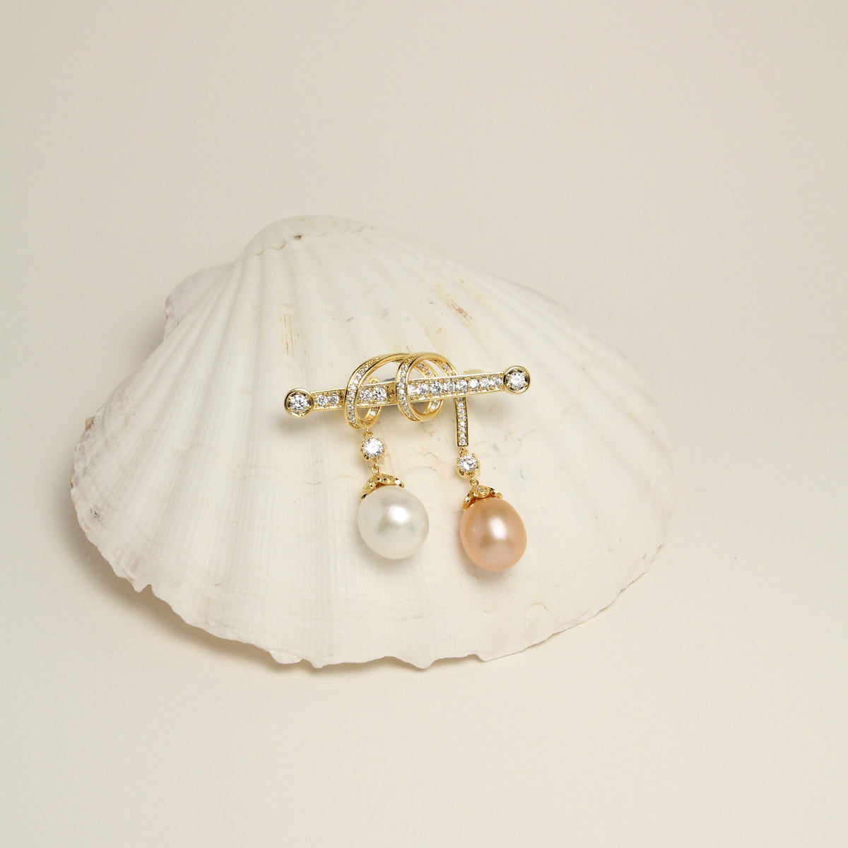 Chatsworth Pearl Brooch – Gold by NINEMOO – alternate view