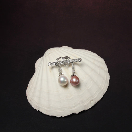 Chatsworth Pearl Brooch – Silver by NINEMOO – product view 6