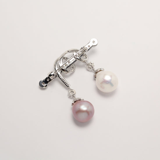 Chatsworth Pearl Brooch – Silver by NINEMOO – product view 7