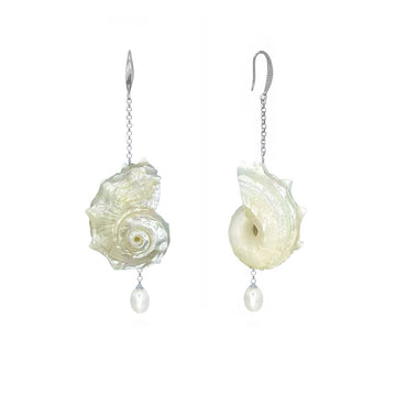 Coquille de Lune Pearl Earrings by NINEMOO – product image