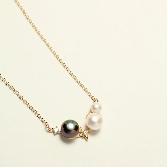 Eclipse Pearl Necklace by NINEMOO – product view 6