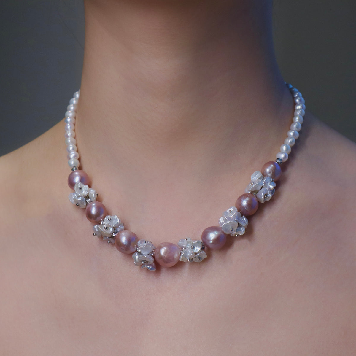 Empress Rose Pearl Necklace by NINEMOO – detail view
