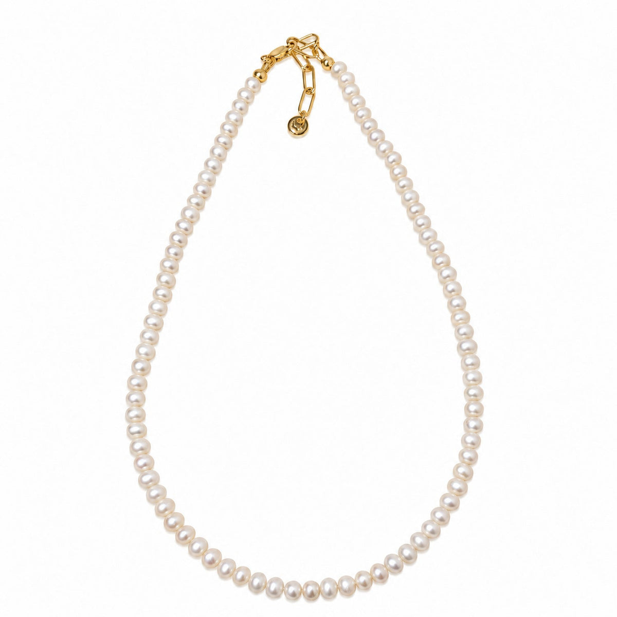 Épure Petite Pearl Necklace by NINEMOO – natural ivory-white freshwater pearls, white background