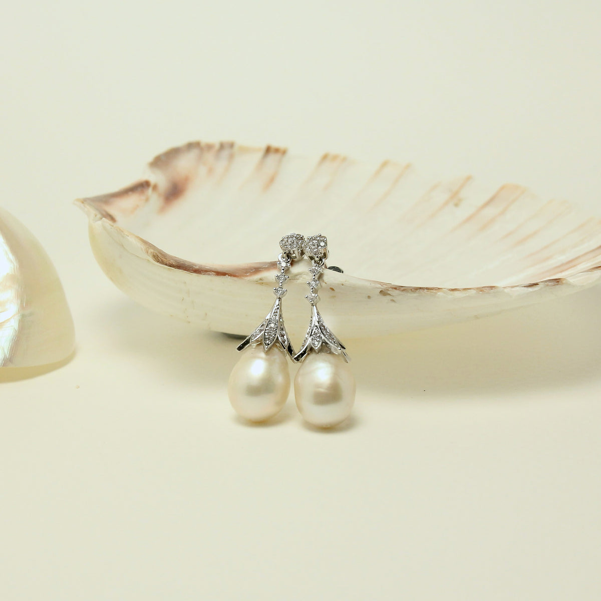 Fleur de Givre Earrings by NINEMOO – product view 5