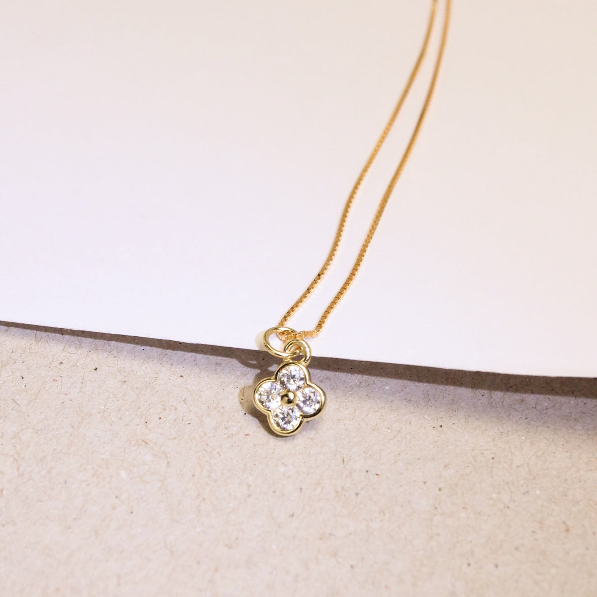 Fleur d’Éclat Necklace by NINEMOO – alternate view
