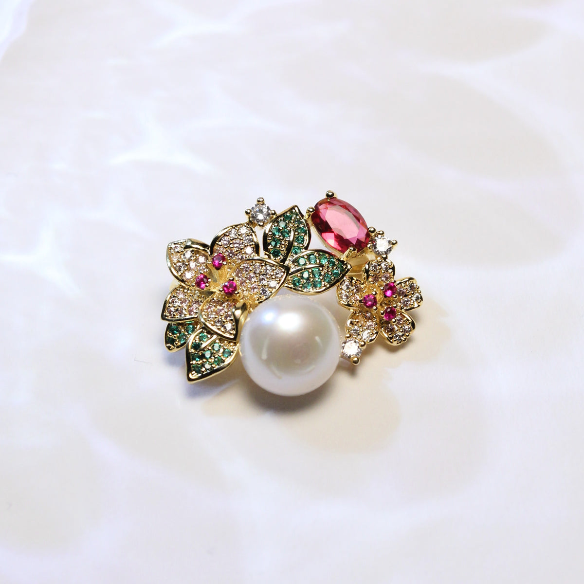 Florence Pearl Bloom Pendant Brooch by NINEMOO – product view 4