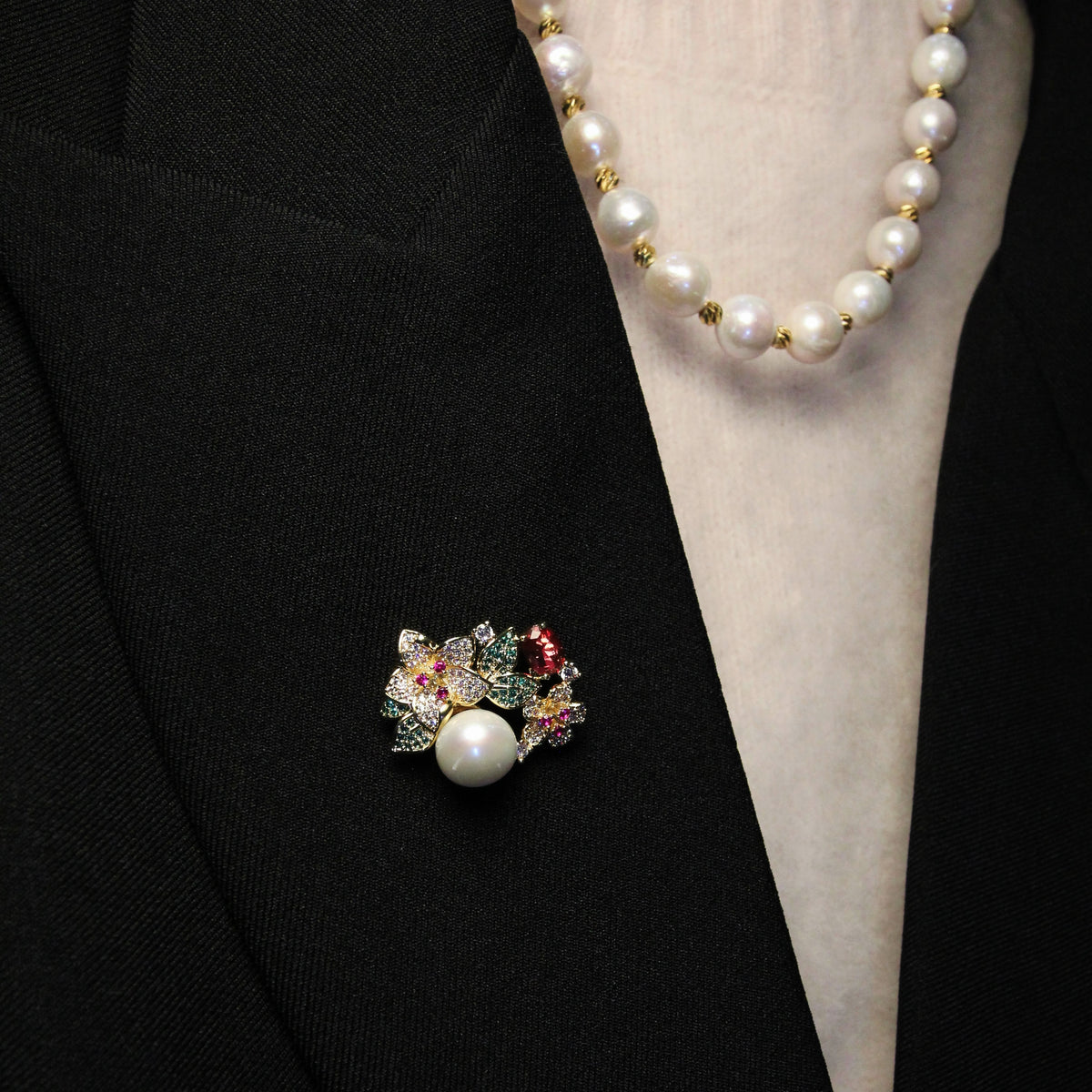 Florence Pearl Bloom Pendant Brooch by NINEMOO – product view 7
