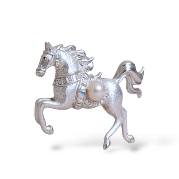 Gallant Stallion Pearl Brooch-Pendant by NINEMOO – product image