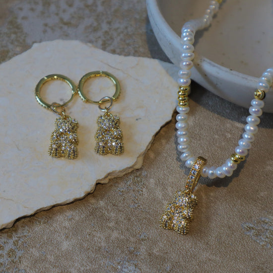 Golden Gleam Pearl Necklace by NINEMOO – product view 4