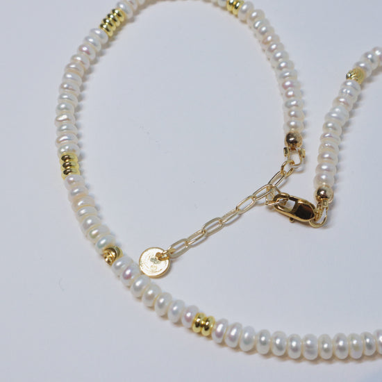 Golden Gleam Pearl Necklace by NINEMOO – product view 6