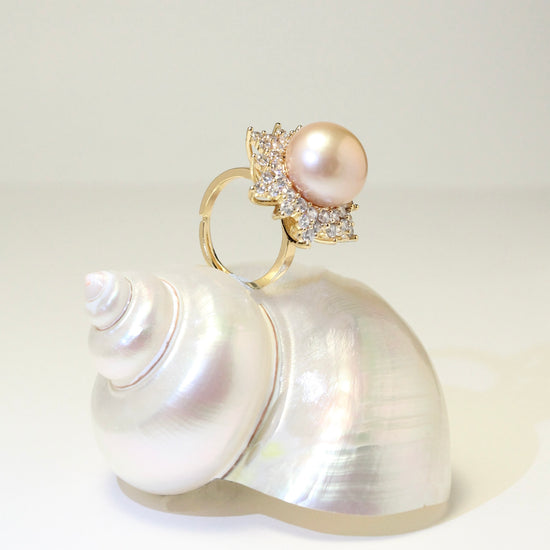 Golden Glow Pearl Ring by NINEMOO – product view 4
