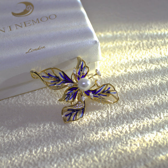 Iris Bloom Pearl Brooch by NINEMOO – alternate view