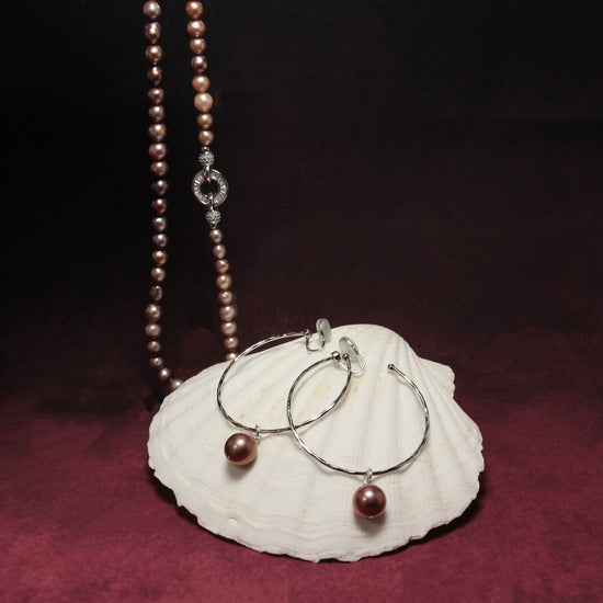 Velours Nocturne Pearl Clip Earrings by NINEMOO – alternate view