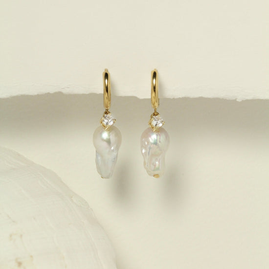 Large Pastel Baroque Pearl Golden Hoop Earrings by NINEMOO – detail view
