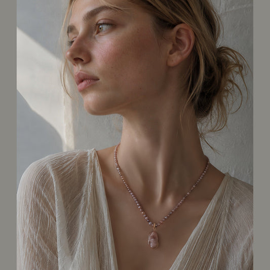 Moonblush Baroque Pearl Necklace by NINEMOO – detail view