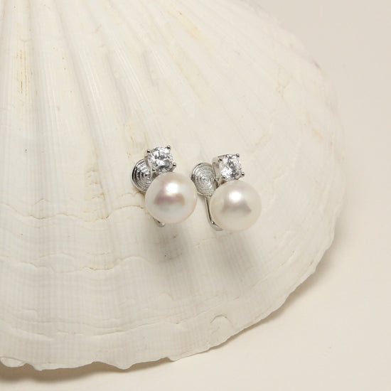 Lumière Perle Silver Ear Clips by NINEMOO – alternate view