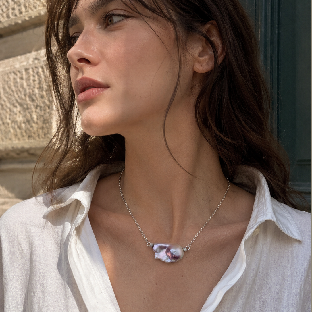 Lune Mauve Pearl Necklace by NINEMOO – product view 4