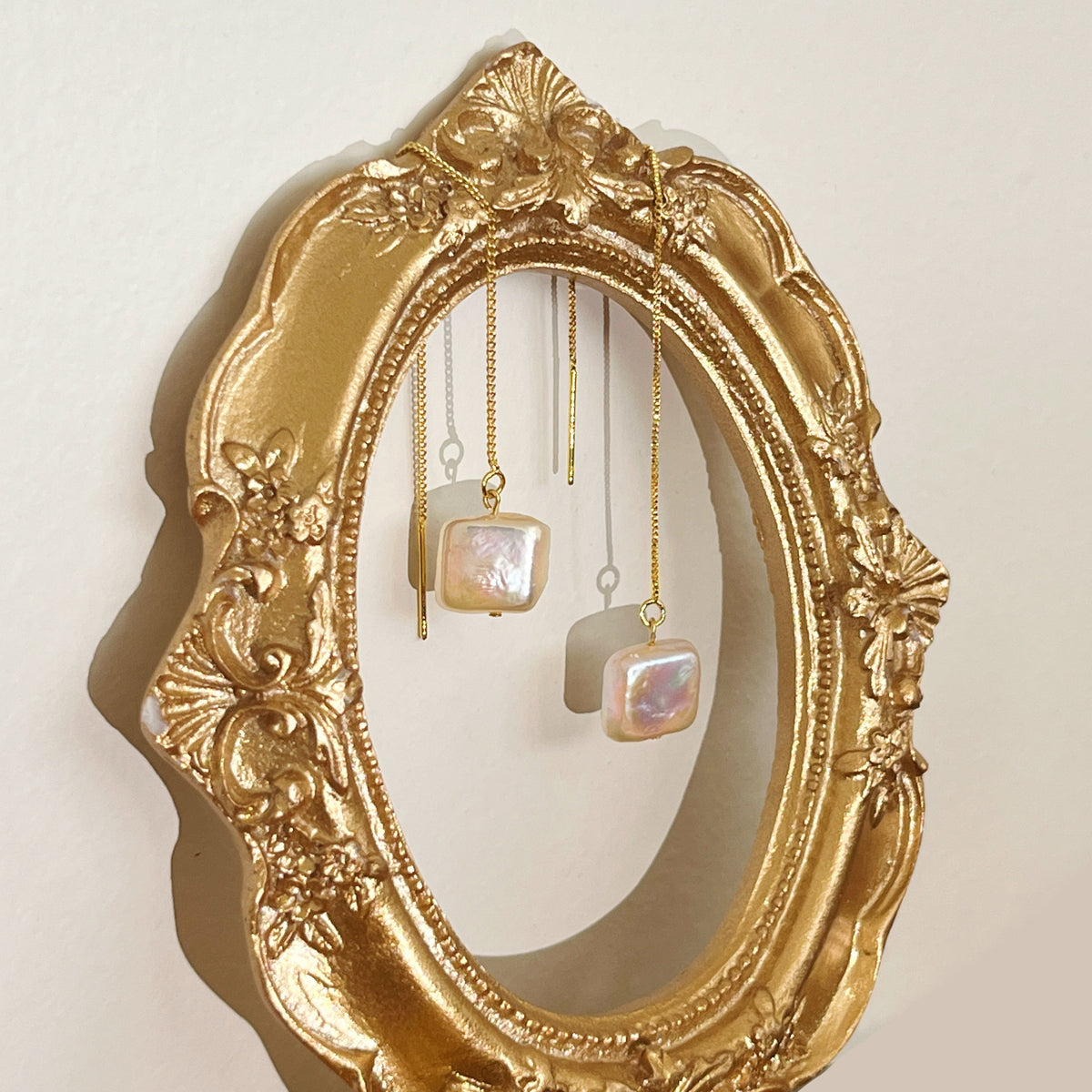 Mirrorlake Threader Earrings by NINEMOO – detail view