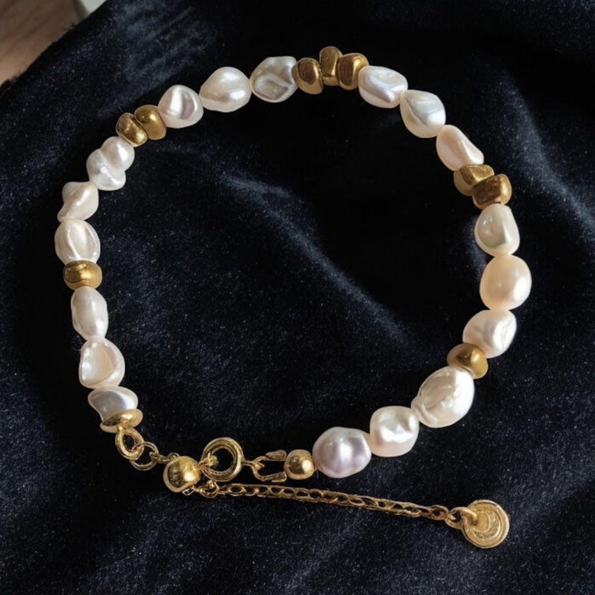 Gaia Pearl Bracelet by NINEMOO – product view 4