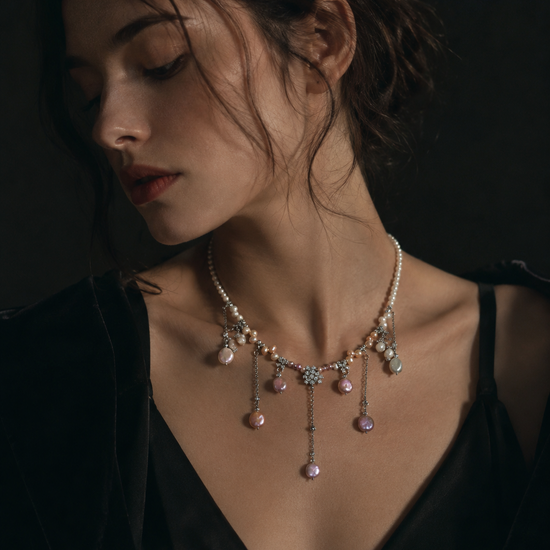 Perles en Fête Pearl Necklace – Confetti by NINEMOO – detail view