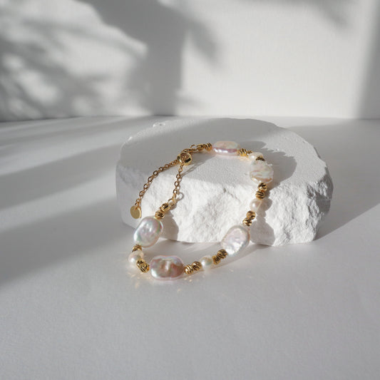 Rectangular Freshwater Pearl Bracelet by NINEMOO – detail view