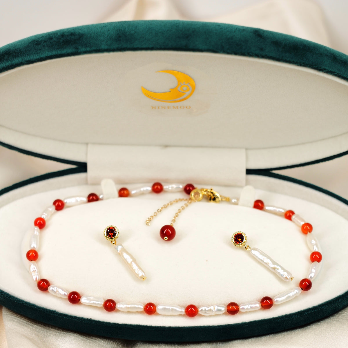 Red Agate & Lute Pearl Earrings by NINEMOO – alternate view