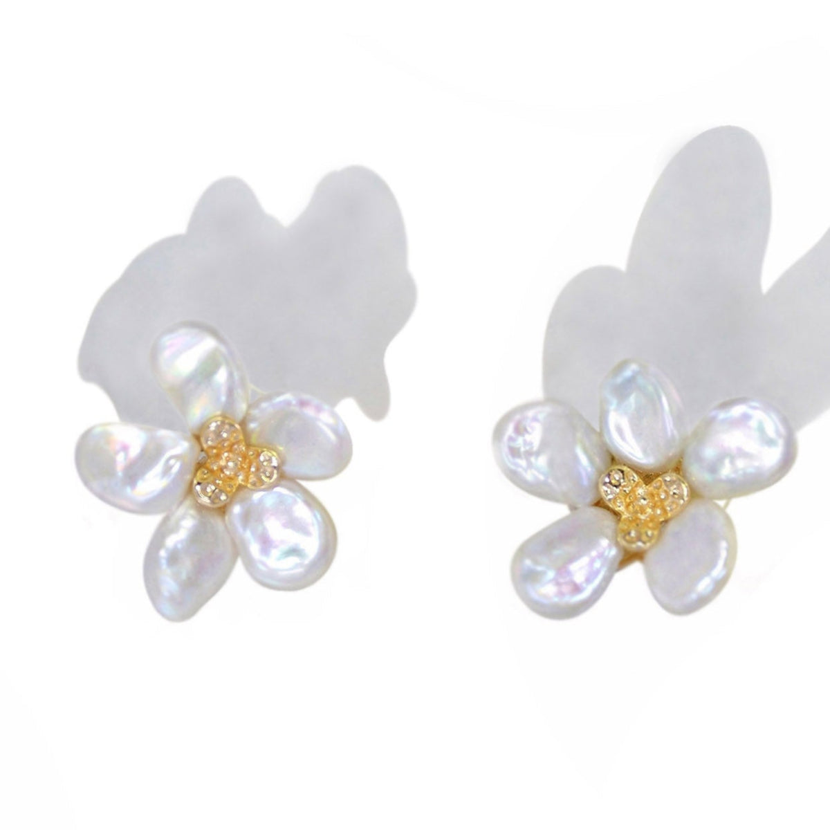 Sakura Bloom Pearl Earrings by NINEMOO – product image