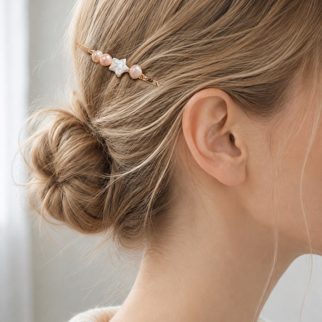 Shooting Star Pearl Hair Clip by NINEMOO – detail view