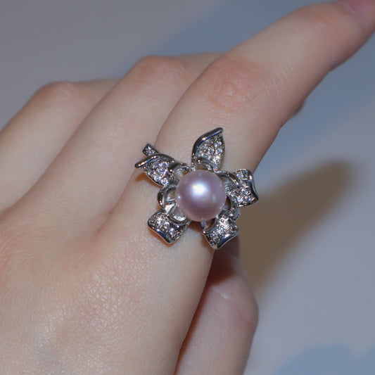 Sakura Silver Pearl Ring by NINEMOO – detail view
