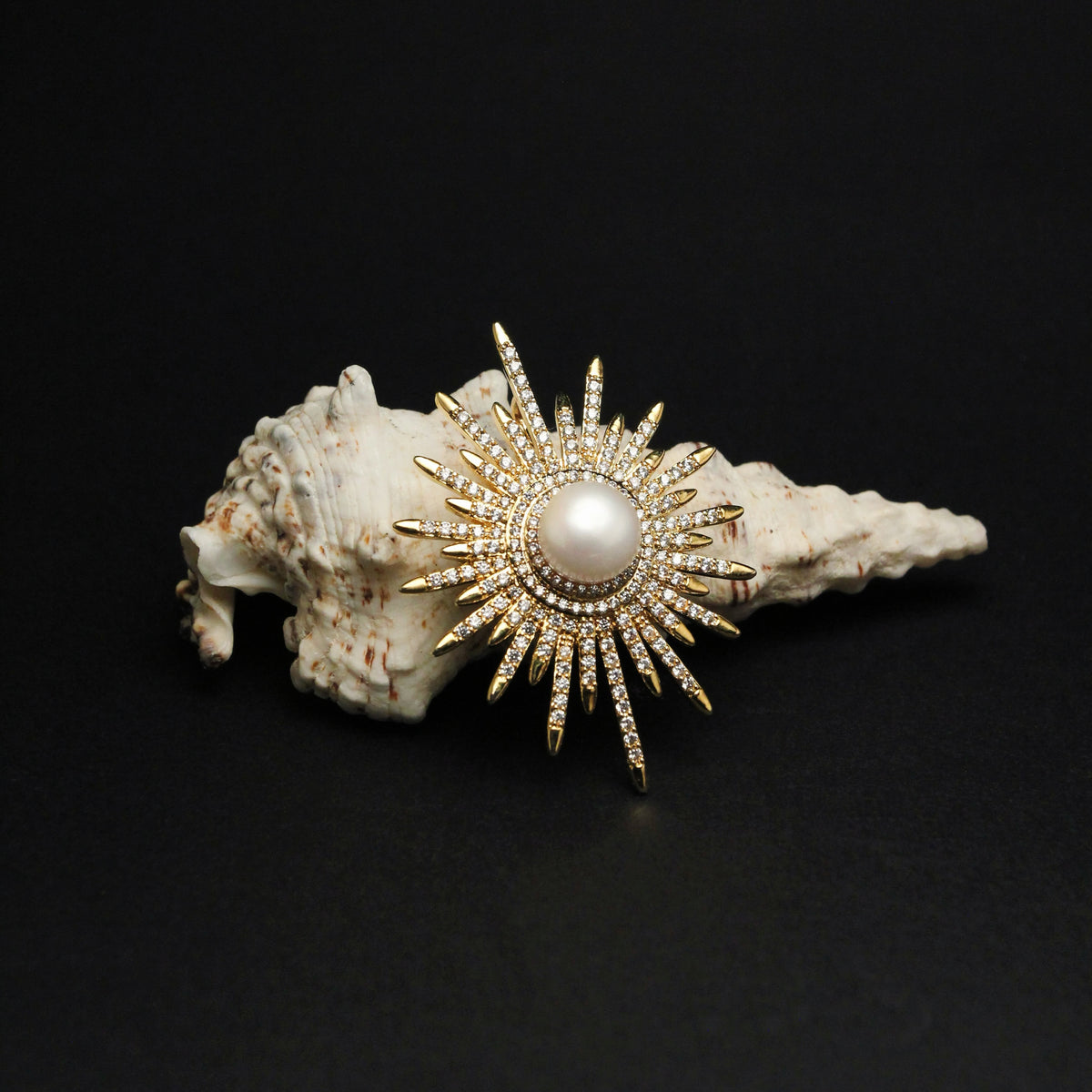 Solar Radiance Brooch-Pendant by NINEMOO – alternate view