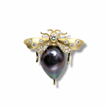 Sovereign Pearl Bee Brooch by NINEMOO – product image