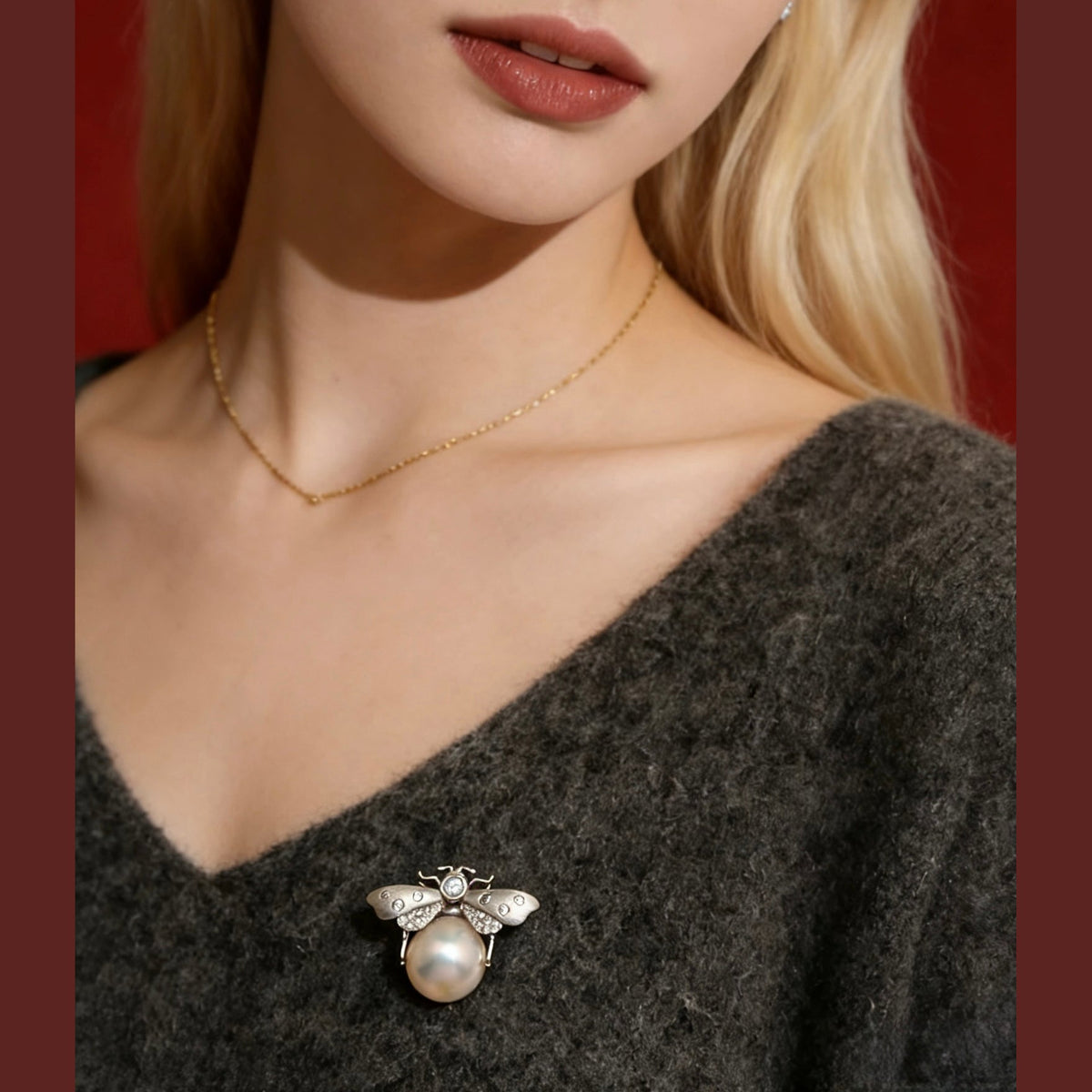 Sovereign Pearl Bee Brooch by NINEMOO – product view 4