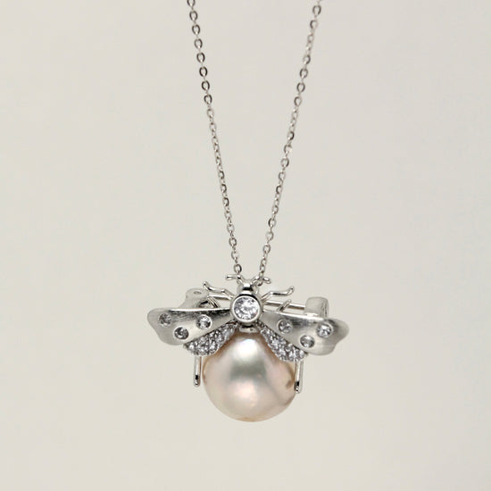 Sovereign Pearl Bee Brooch by NINEMOO – product view 7