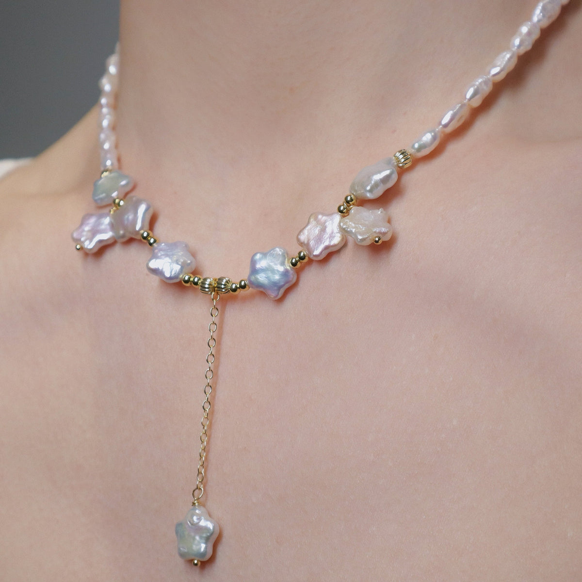 Shooting Star Pearl Necklace by NINEMOO – detail view