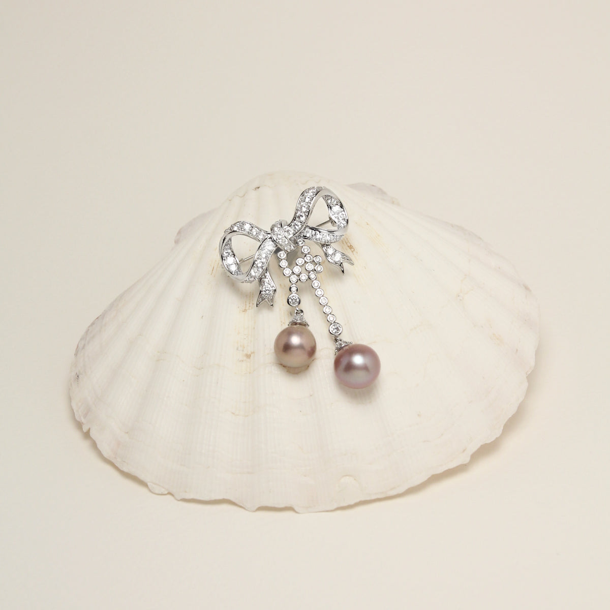 Still Bow Pearl Brooch by NINEMOO – alternate view
