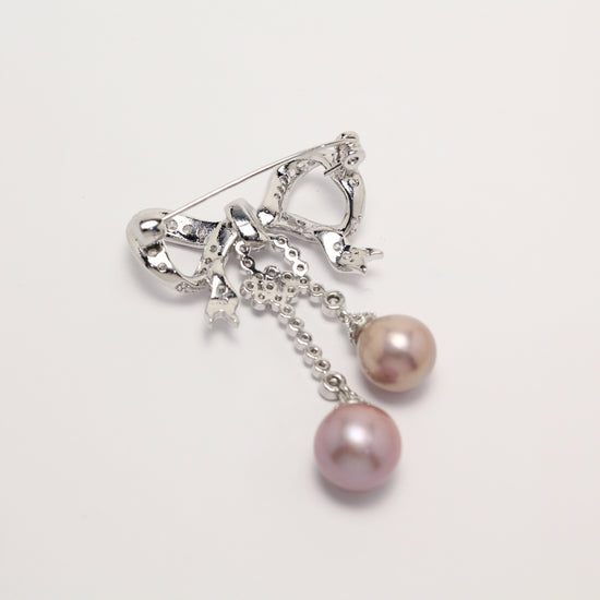 Still Bow Pearl Brooch by NINEMOO – product view 6